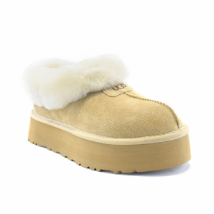 MATE REVIVAL UGG SAND