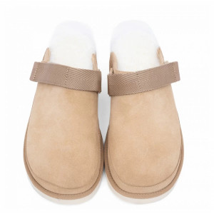 UGG Goldenstar Clog Sand